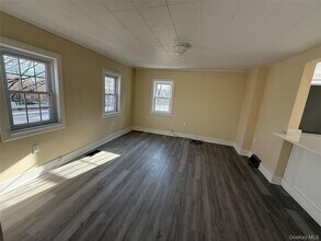 647 County Route 78 in Middletown, NY - Building Photo - Building Photo