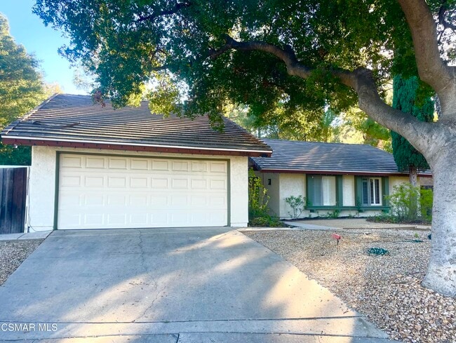 property at 2881 Lodgewood St