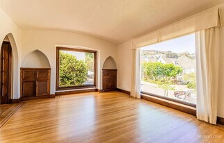 370 Yerba Buena Ave in San Francisco, CA - Building Photo