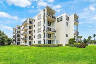 1206 S Lake Dr in Lantana, FL - Building Photo - Building Photo