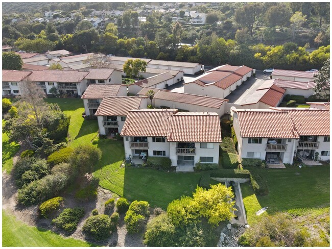 31402 W Nine Dr in Laguna Niguel, CA - Building Photo - Building Photo