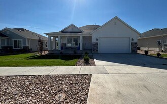 1267 S Johnnys Dr in Spanish Fork, UT - Building Photo