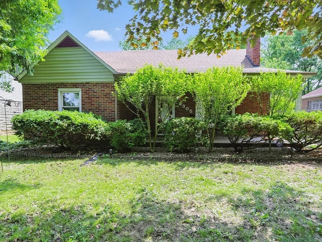 property at 2905 N Warman Ave