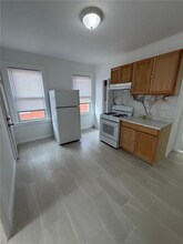 116 Lenox Ave, Unit 3 in Providence, RI - Building Photo - Building Photo