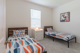 2227 Pigeon Plum Dr in Haines City, FL - Building Photo - Building Photo
