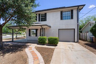 6300 Crumley Ln in Austin, TX - Building Photo