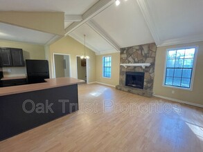 103 Cambell Ct in Summerville, SC - Foto de edificio - Building Photo