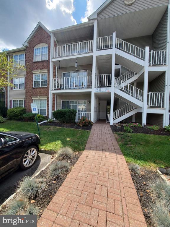48 Lehavre Ct in Hamilton Township, NJ - Building Photo - Building Photo