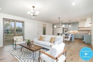 2307 Broad St in Durham, NC - Building Photo