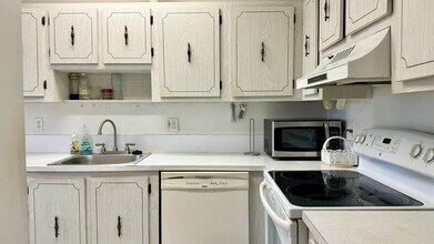 1551 NW 20th Ave in Delray Beach, FL - Building Photo - Building Photo