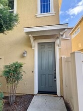 3151 Lisbon Ln in Oxnard, CA - Building Photo - Building Photo