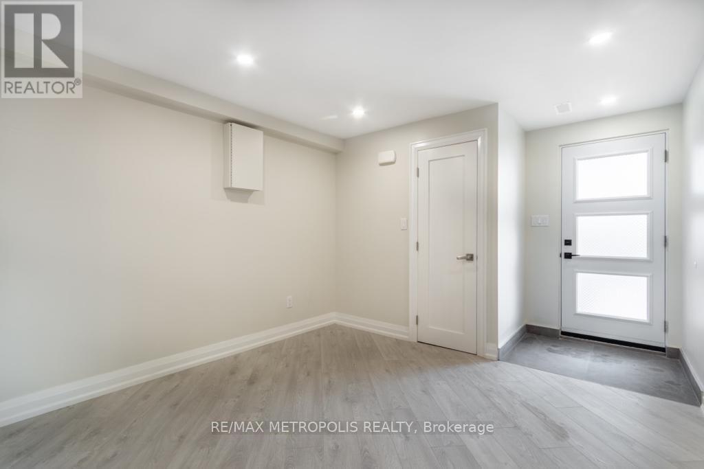 62 Davelayne Rd in Toronto, ON - Building Photo