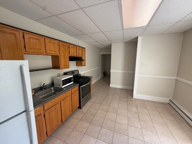 183 Harvard St, Unit 3 in Cambridge, MA - Foto de edificio - Building Photo