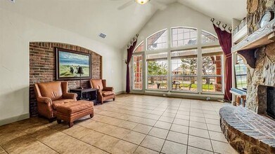881 Winchester Dr in Lewisville, TX - Building Photo - Building Photo