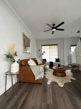 107 S Bradford Bch Ct in Tampa, FL - Building Photo - Building Photo