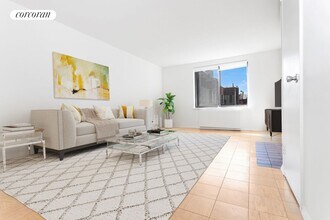 312 E 85th St in New York, NY - Building Photo - Building Photo