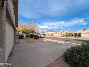 9318 W Brown St in Peoria, AZ - Building Photo - Building Photo
