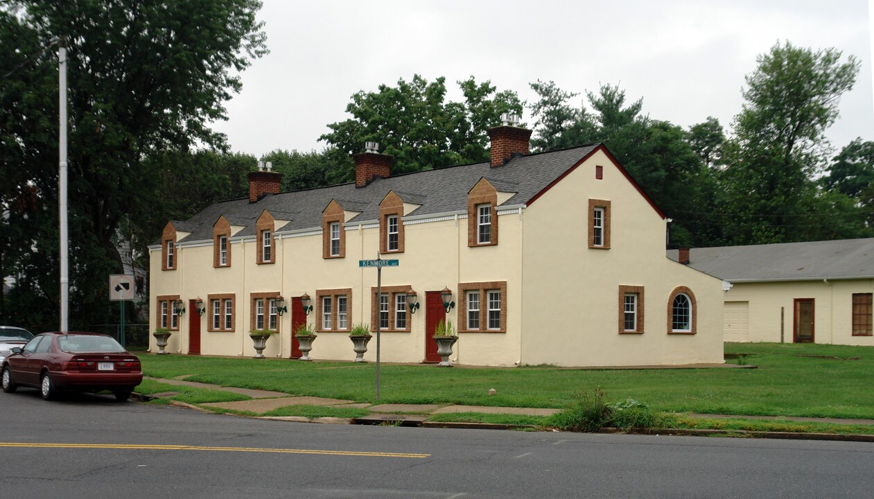 700 Jackson St in Fredericksburg, VA - Foto de edificio