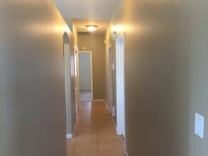 5115 Vista Del Mar Ave in Bakersfield, CA - Building Photo - Building Photo