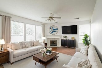 1702 River Trail in Sugar Land, TX - Building Photo - Building Photo