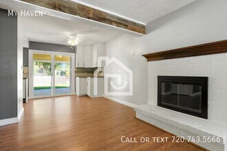 10815 W Alamo Pl in Littleton, CO - Foto de edificio - Building Photo