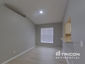 9444 Azalea Ridge Way in Gotha, FL - Building Photo - Building Photo