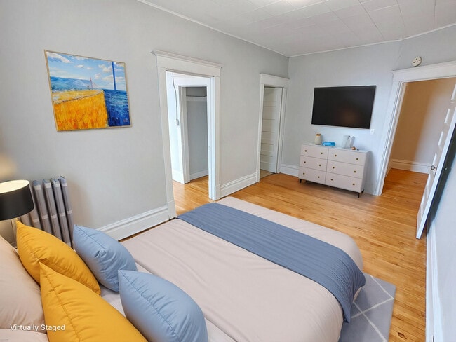 Moxam Court Apartments in Winnipeg, MB - Building Photo - Building Photo