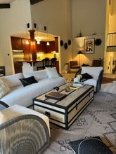 140 Sand Hill Cir in Menlo Park, CA - Foto de edificio - Building Photo