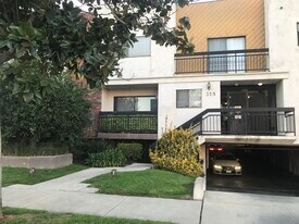 315 Raymond Ave in Glendale, CA - Building Photo