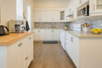 227 Beverley St in Toronto, ON - Building Photo - Building Photo