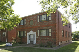 5504 Chippewa St Apartamentos