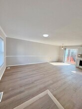 18908 Pine Ridge Ln in Germantown, MD - Building Photo - Building Photo