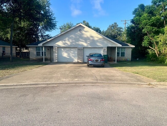 property at 1402 Pima Trail