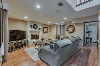 504 Estate Dr in Grand Prairie, TX - Building Photo - Building Photo