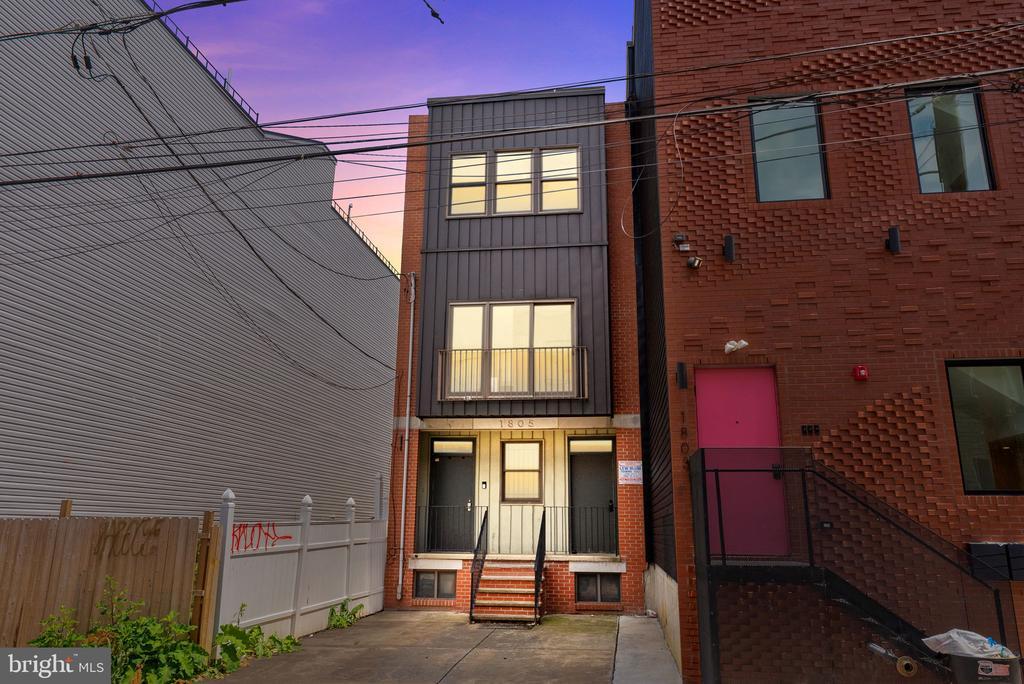 1805 N 18th St in Philadelphia, PA - Building Photo