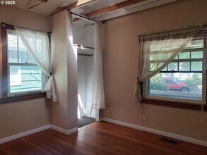 962 E 23rd Ave in Eugene, OR - Building Photo - Building Photo