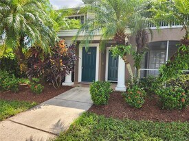 8933 Manor Loop in Lakewood Ranch, FL - Building Photo