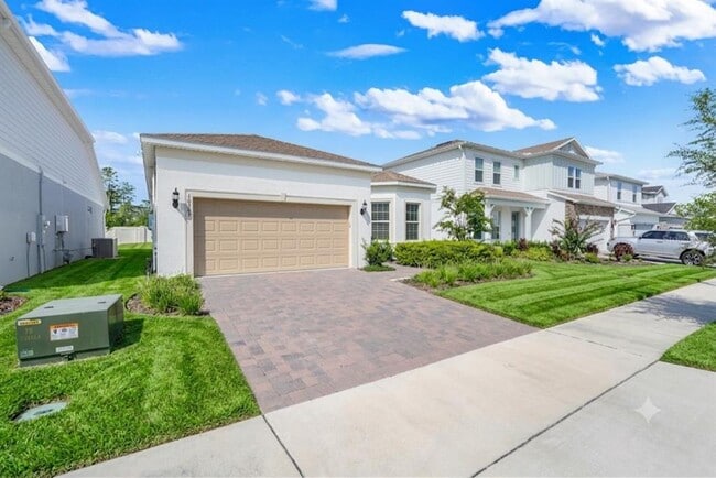 property at 10393 Pk Ests Ave