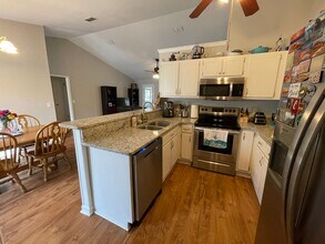 215 Chestnut Ct in Kingsland, GA - Building Photo - Building Photo