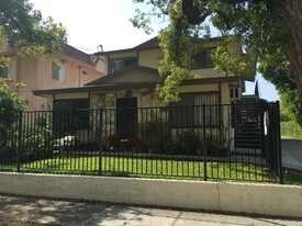 501 S Monterey St in Alhambra, CA - Building Photo