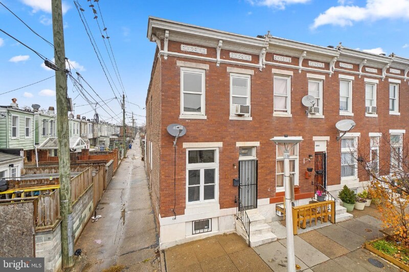 2800 Jefferson St Photo