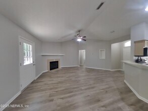 2024 Farm Way in Middleburg, FL - Building Photo - Building Photo