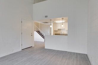 Woodbridge Apartment Homes in Phoenix, AZ - Building Photo - Interior Photo