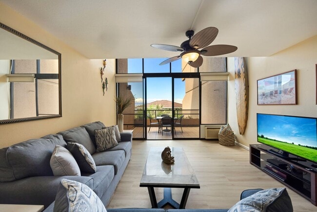 4242 Lower Honoapiilani Rd in Lahaina, HI - Building Photo - Building Photo