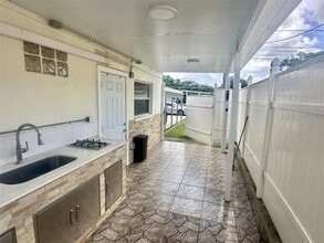 2916 W Clifton St in Tampa, FL - Building Photo - Building Photo
