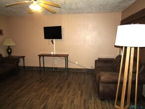 904 S 10th St in Artesia, NM - Building Photo - Building Photo