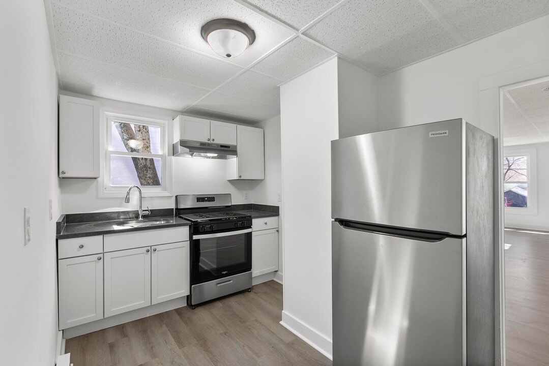 77 Bellevue Ave in Haverhill, MA - Building Photo