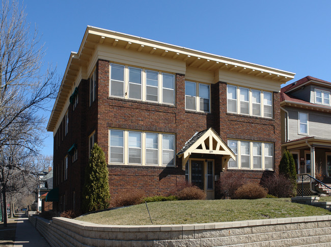 1899 Selby Ave in St. Paul, MN - Building Photo - Building Photo