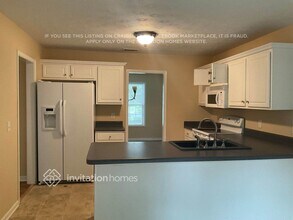 3878 Summer Leigh Ct in Loganville, GA - Foto de edificio - Building Photo