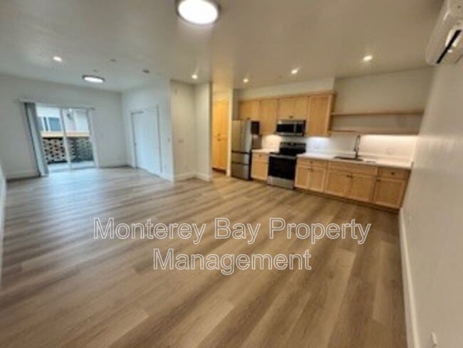 property at 3108 Seacrest Ave